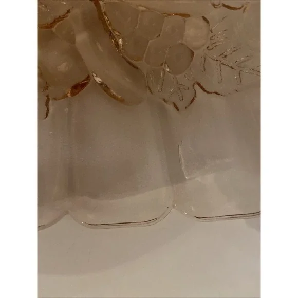 Vintage Pink/Peach Glass Harvest Grape Design Footed Oval Fruit Bowl 12" x 8.5" - Picture 5 of 6